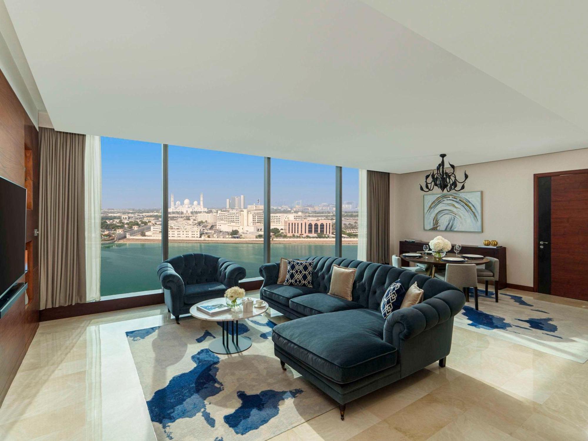 Fairmont Bab Al Bahr Resort